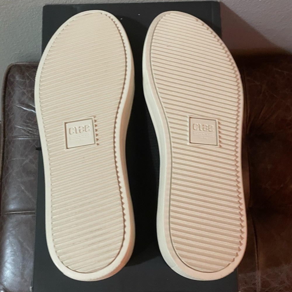 Clae Bradley Knit - Picture 4 of 5